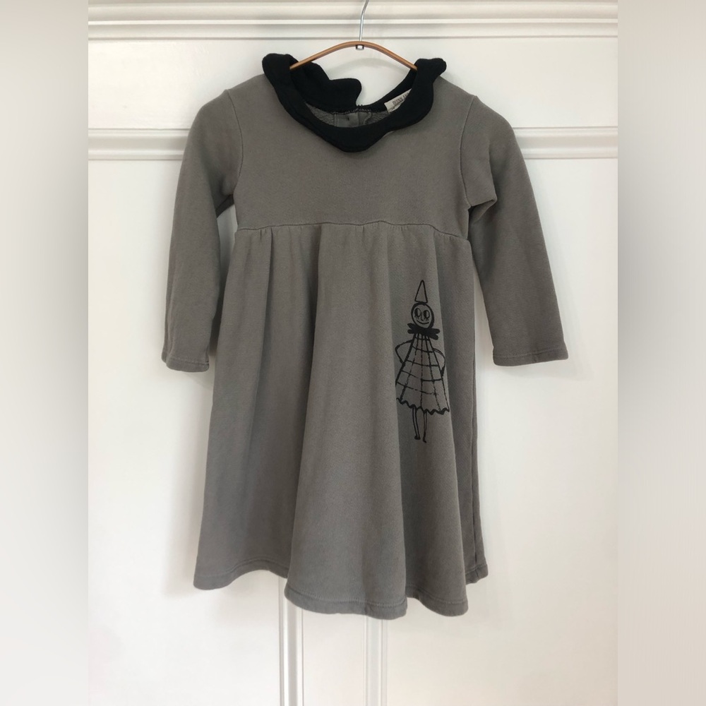 Kids Long Sleeve Gray Dress with decorative Black Collar